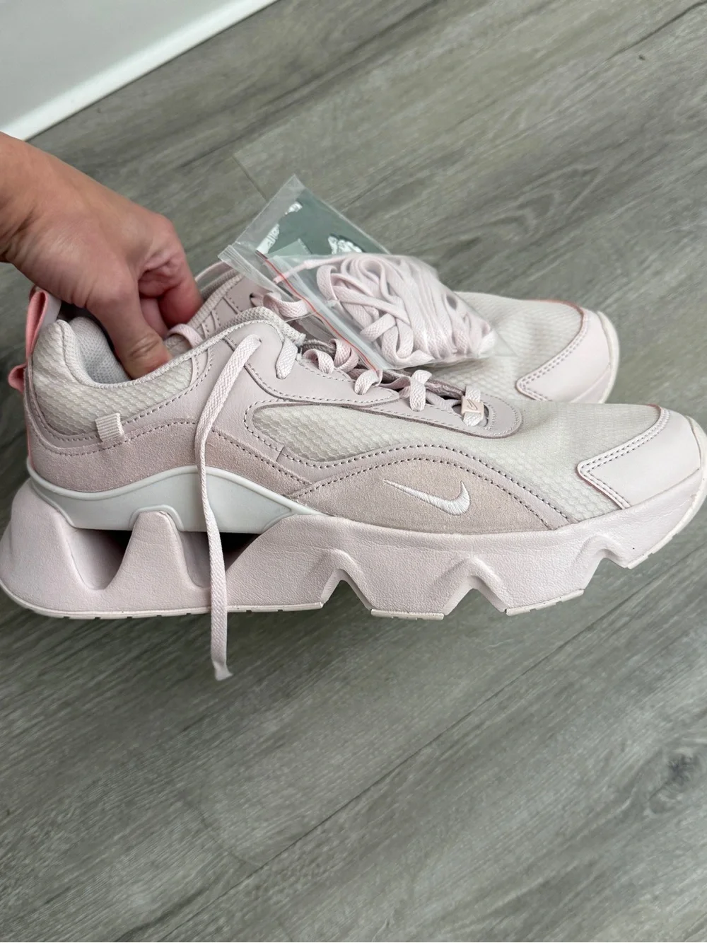 Nike Women’s Light Pink Athletic Sneakers size 11